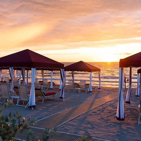 Cala Beach Resort Punta Ala Bagian luar foto